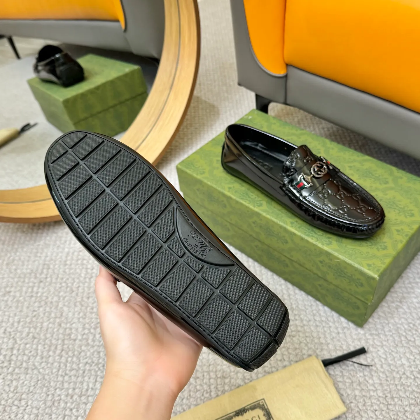 Men's shoes 💰420 (Yangli) Gucci* - the top version of Gucci classic beanie shoes! It is made of imported original cowhide and has a comfortable first layer of sheepskin lining! Original wear-resistant rubber outsole! High quality products! Size 38-46, with shoe dial, cloth bag, card